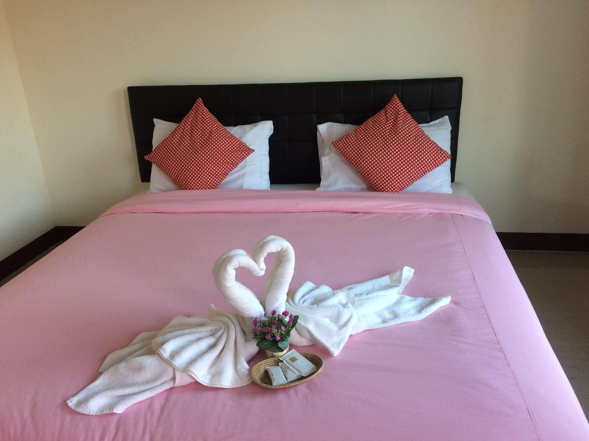 Thana Ville Resort Mae Sot Zewnętrze zdjęcie