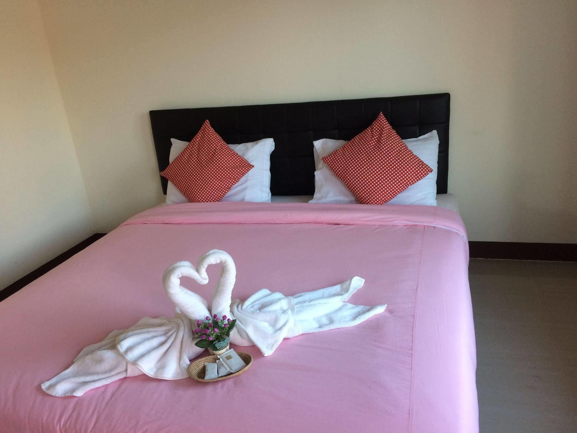 Thana Ville Resort Mae Sot Zewnętrze zdjęcie